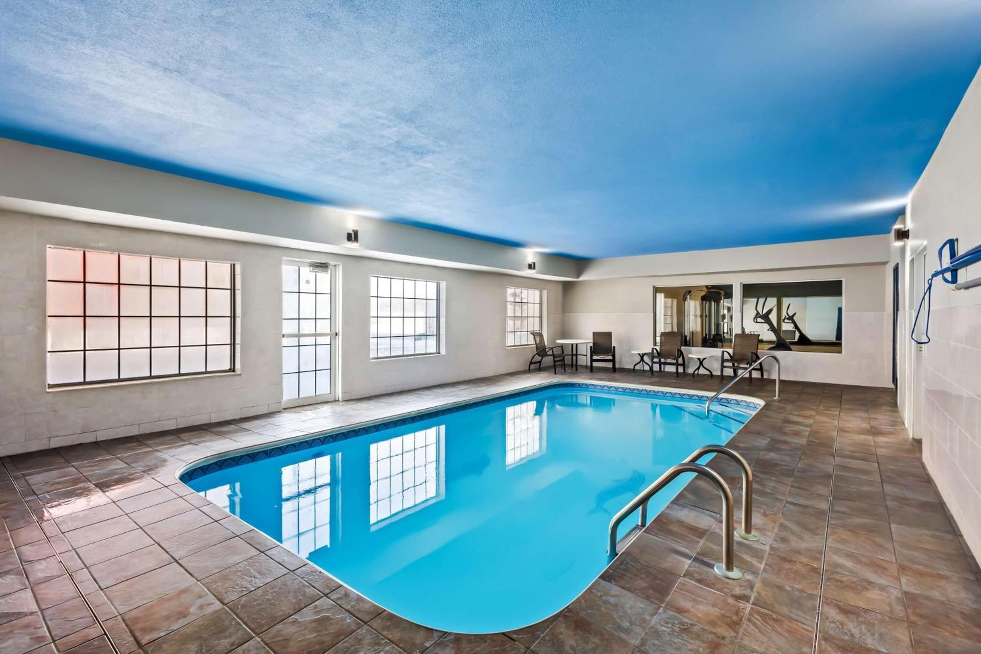 Best Western Fort Wayne Inn & Suites North Εξωτερικό φωτογραφία